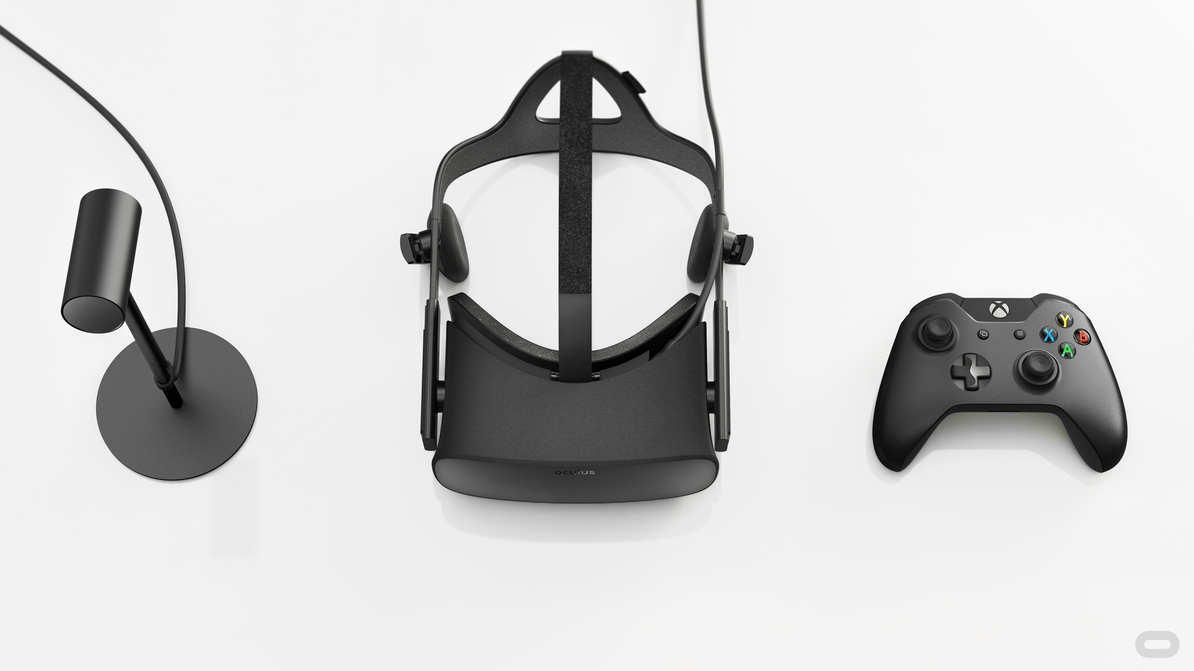 The camera, headset and a controller bundled along it, image from the oculus media kit